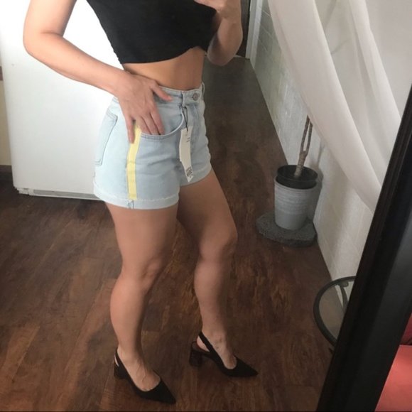 NWT ZARA High Waisted Light Wash Yellow Stripe - Picture 6 of 10